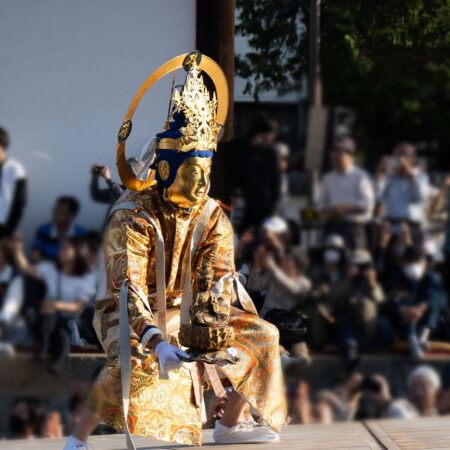4/14(火)講堂前にて観覧！當麻寺｢練供養会式｣特別拝観ツアー【写仏体験付き】